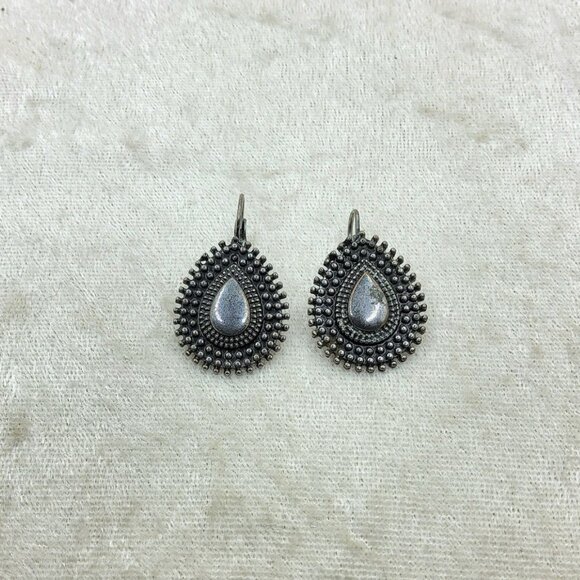 Vintage Pewter Teardrop Shaped Metal Beaded Lever Back Earrings - Picture 1 of 5